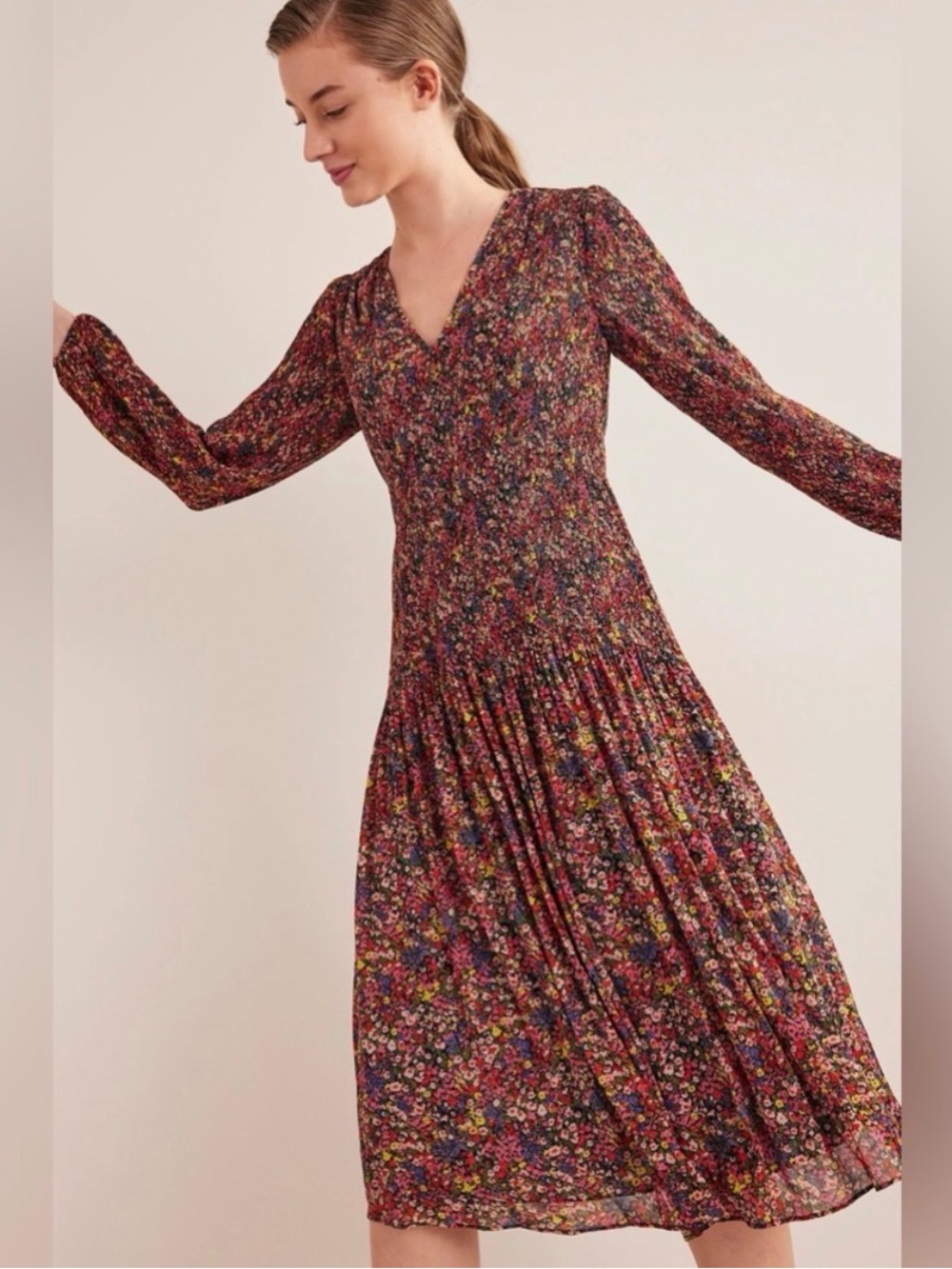 Boden Floral V-Neck Long Sleeve Midi Dress - Burgundy Multi